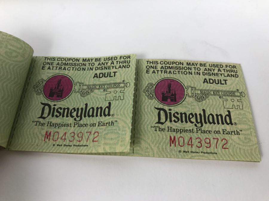 Lot Of Partially Used Vintage Disneyland Ticket Books [Photo 12]