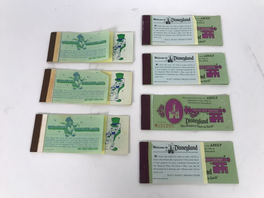 Lot Of Partially Used Vintage Disneyland Ticket Books [Photo 1]