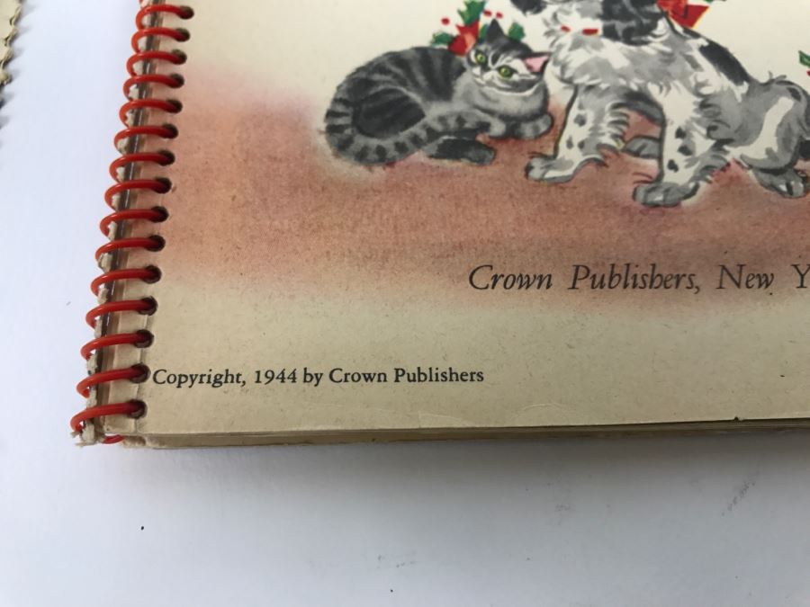 Vintage Book The Night Before Christmas by Clement Clark Moore and Animated Pictures by Meg Wohlberg - Copyright 1944 by Crown Publishers, New York [Photo 4]