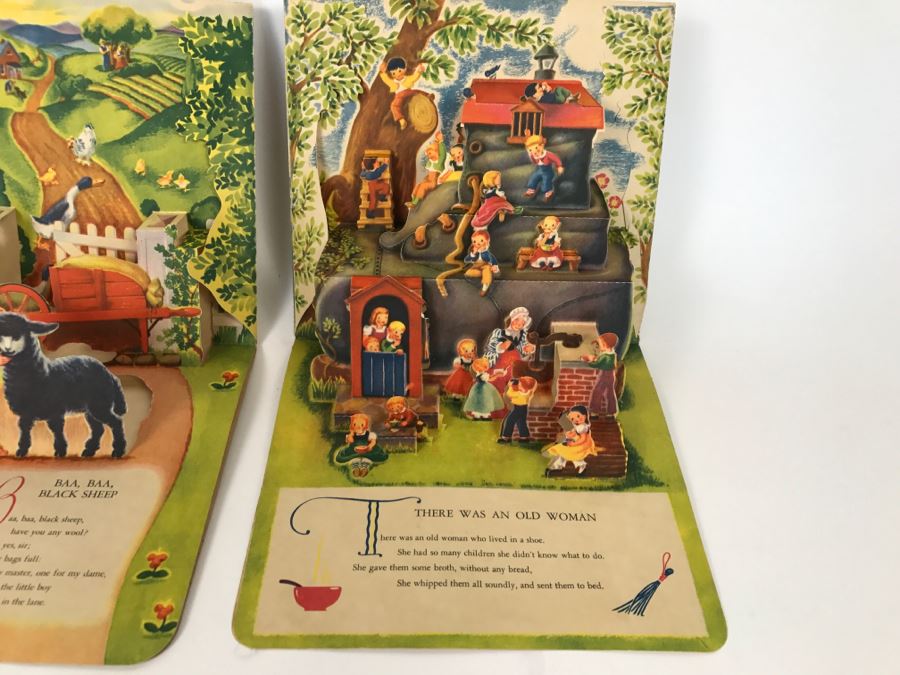 Vintage Pop Up Books In Great Condition - Baa Baa Black Sheep And There Was An Old Woman By Geraldine Clyne, Copyright J.S. Fub Company [Photo 7]