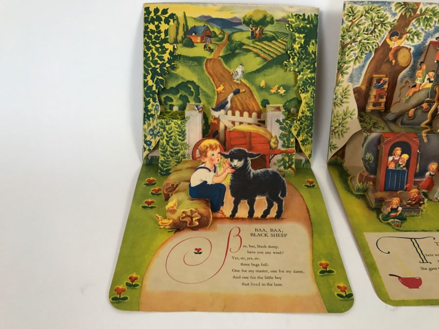 Vintage Pop Up Books In Great Condition - Baa Baa Black Sheep And There Was An Old Woman By Geraldine Clyne, Copyright J.S. Fub Company [Photo 10]