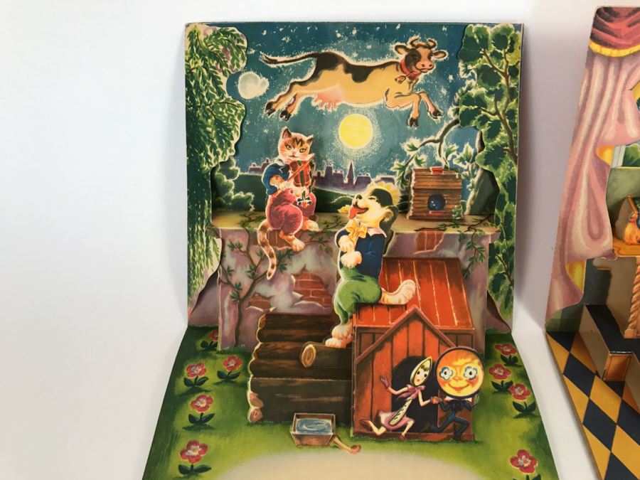Vintage Pop Up Books In Great Condition - Hey Diddle Diddle And Sing A Song Of Sixpence By Geraldine Clyne, Copyright J.S. Fub Company [Photo 10]