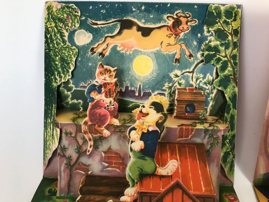 Vintage Pop Up Books In Great Condition - Hey Diddle Diddle And Sing A Song Of Sixpence By Geraldine Clyne, Copyright J.S. Fub Company [Photo 11]