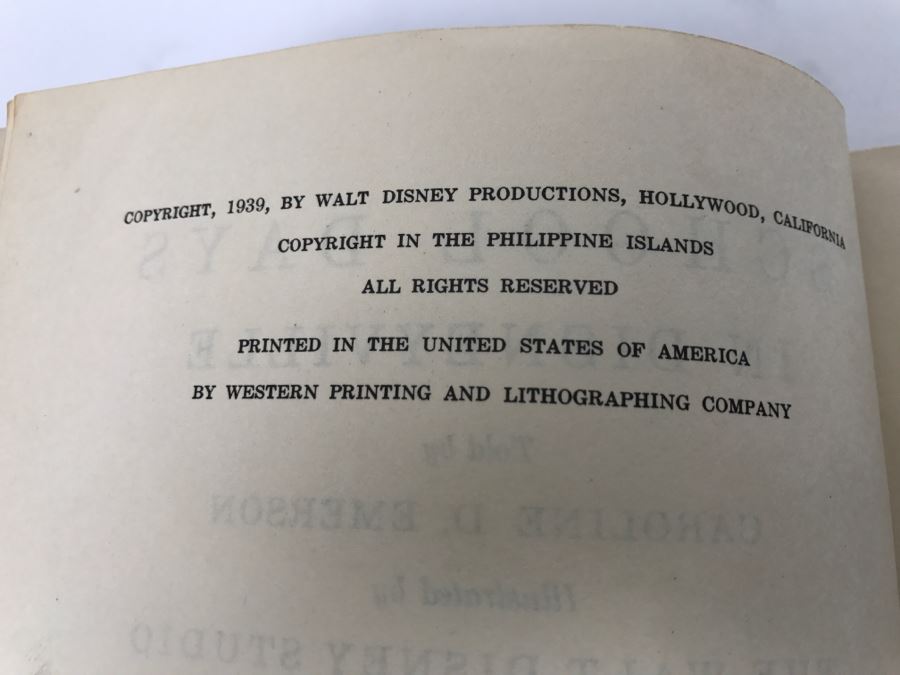 Vintage Book School Days In Disneyville By Walt Disney And Caroline D. Emerson, Illustrated By The Walt Disney Studio - Copyright 1939 By Walt Disney Productions [Photo 8]