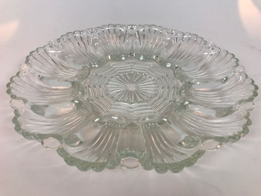 Vintage Glass Egg Plate [Photo 3]
