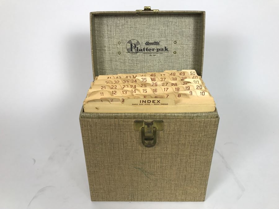 Vintage 45 Vinyl Record Carrying Case With ~50 45RPM Records Including Multiple Elvis Presley And Chuck Berry - See Inventory List In Photos - Records In Great Condition