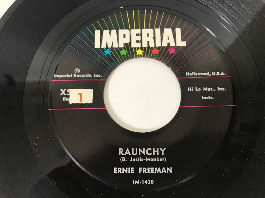 Vintage 45 Vinyl Record Carrying Case With ~14 45RPM Records In Great Condition [Photo 6]