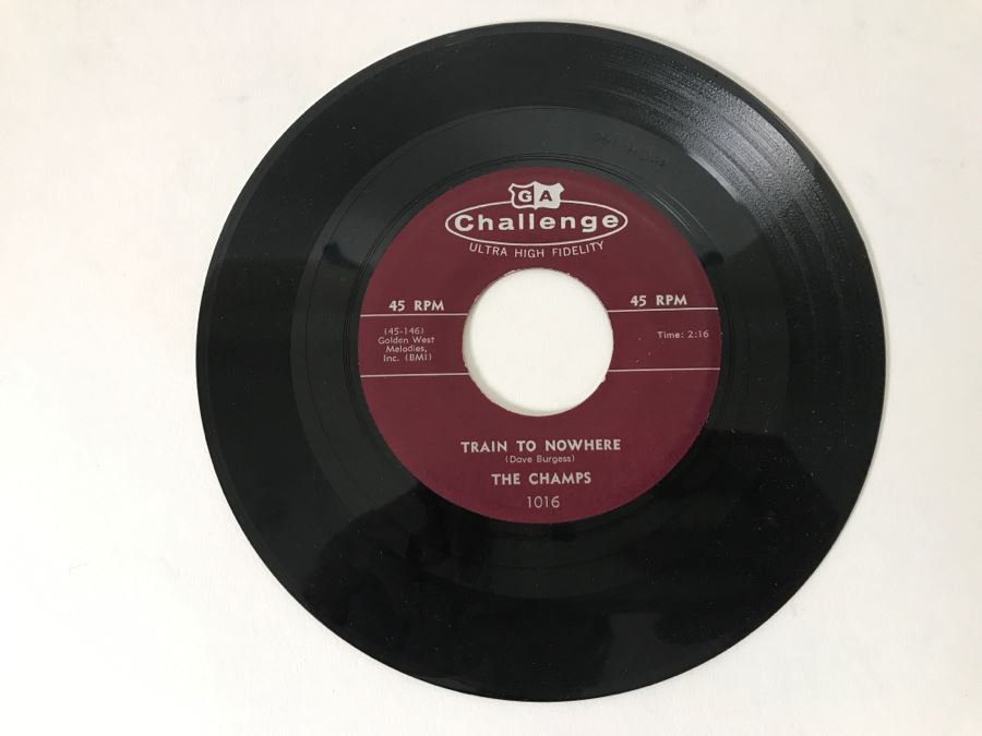 Vintage 45 Vinyl Record Carrying Case With ~14 45RPM Records In Great Condition [Photo 9]