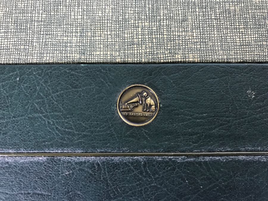 RCA Victor Portable Record Player Model 6-EY-3B With Tubes - Tubes Turn On And Hum But Platter Doesn't Spin - Needs Servicing [Photo 5]