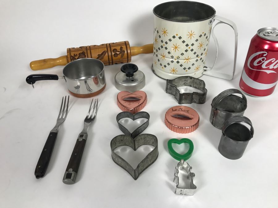 Vintage Kitchen Lot With Cookie Cutters, Wooden Rolling Pin, Flour Sifter And Small Rever Ware Cup [Photo 1]