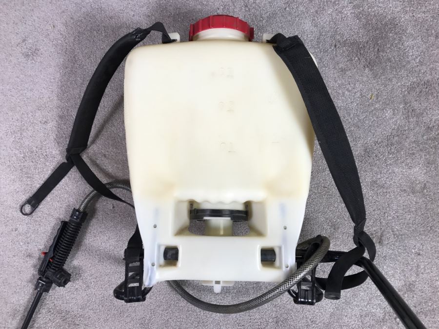 Solo Chemical Backpack Sprayer [Photo 6]