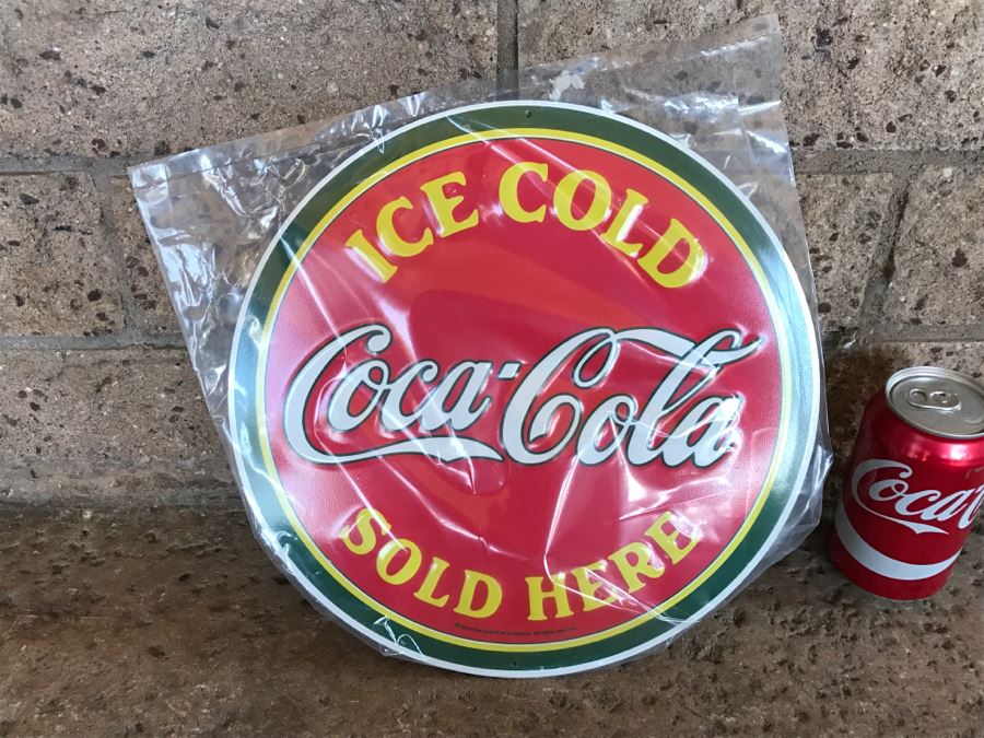 Official Coca-Cola Licensed Metal Coca-Cola Advertising Sign [Photo 2]