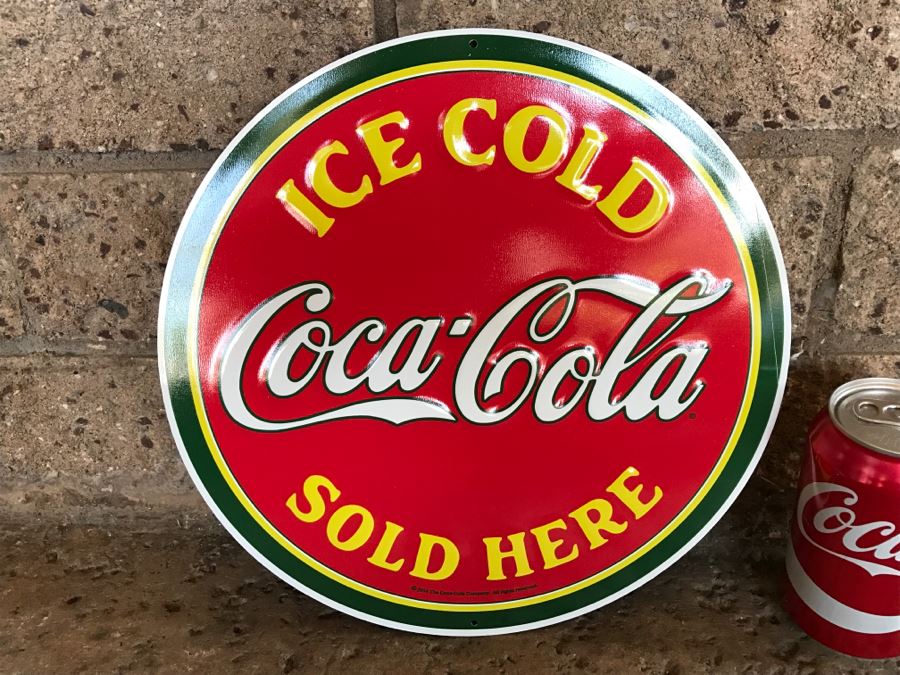 Official Coca-Cola Licensed Metal Coca-Cola Advertising Sign [Photo 1]