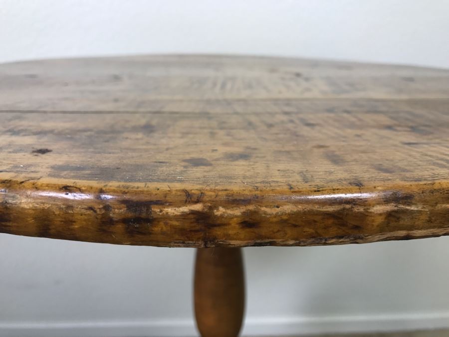 Antique Tilt Top Table - Click To See Description 27.5'R X 26'H [Photo 16]