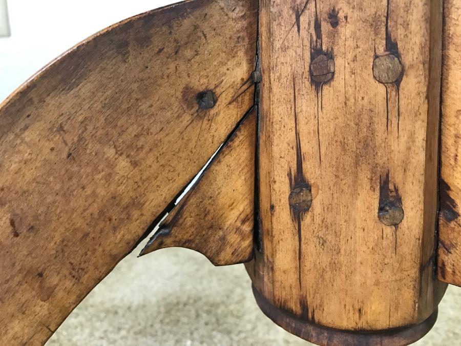 Antique Tilt Top Table - Click To See Description 27.5'R X 26'H [Photo 21]