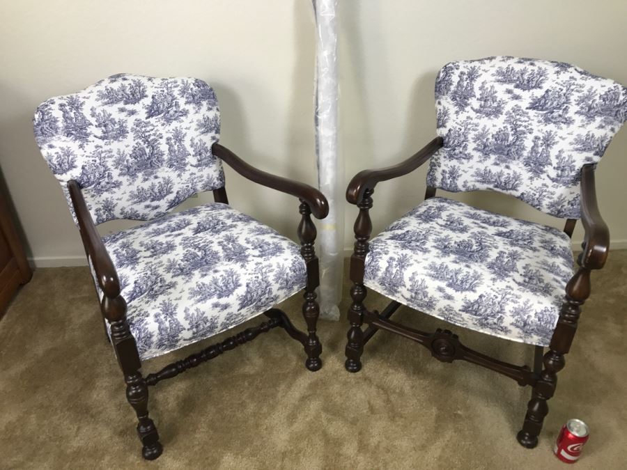 Vintage His And Her Newly Upholstered Chairs With Extra Bolt Of Fabric 24'W X 27'D X 34'H [Photo 15]