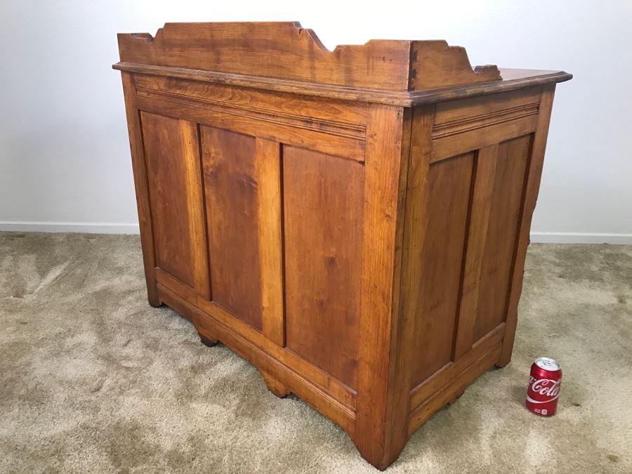 Small Antique Wooden Desk In Excellent Condition With Lockable Drawers Missing Drawer Pulls 40'W X 23'D X 34'H [Photo 20]