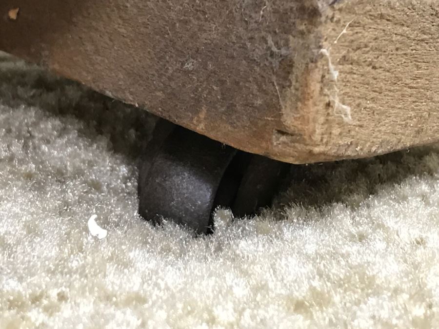 Primitive Antique Pine Wash Basin Chest Of Drawers On Casters 30'W X 16'D X 36'H [Photo 23]