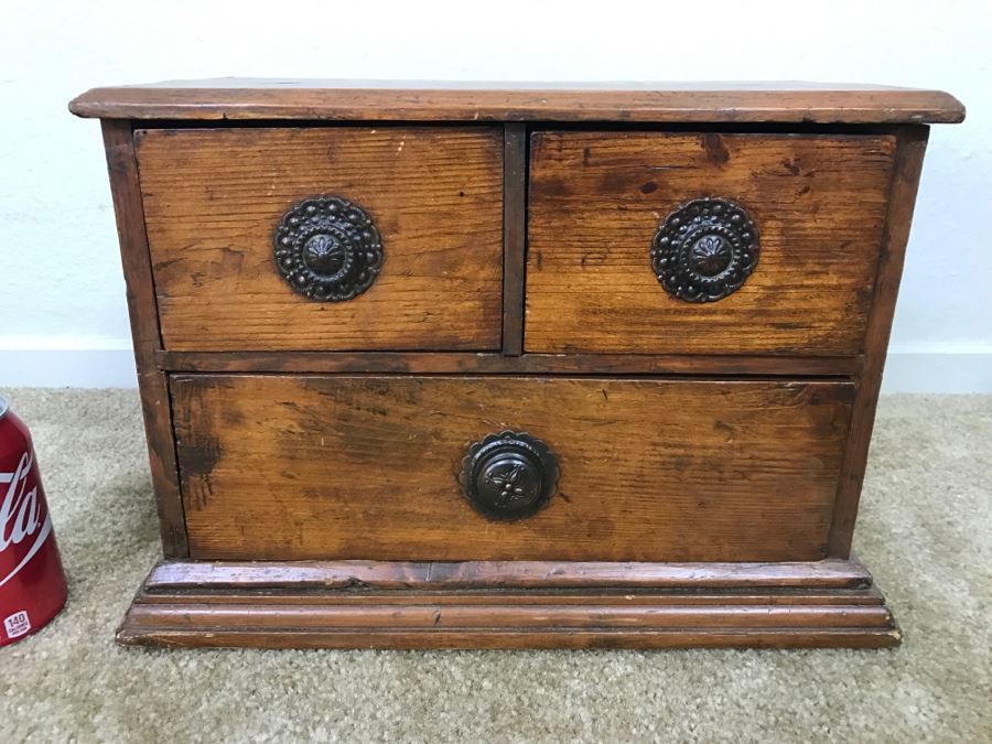 Old Wooden 3-Drawer Box 14.5'W X 8'D X 10.5'H [Photo 2]