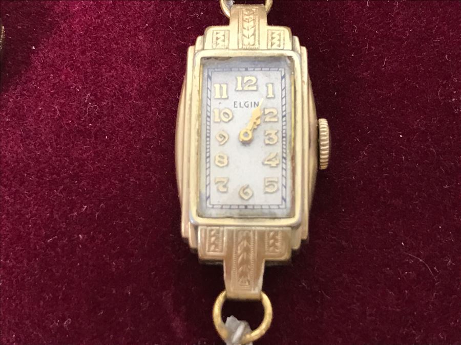 Nicely Framed Collection Of Vintage Mainly Gold Filled Ladies Watches [Photo 2]