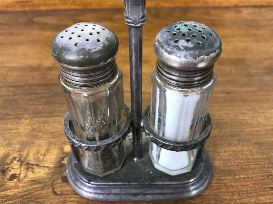 USMC Internation Silver Co Salt And Pepper Shakers With Stand Marked 05062 70 [Photo 4]