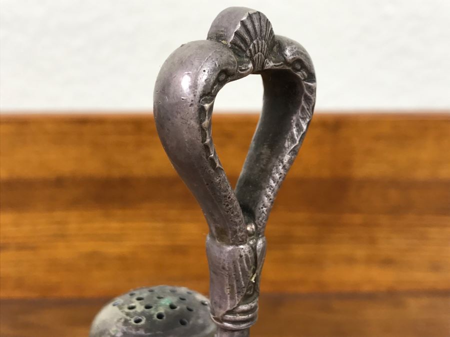 USMC Internation Silver Co Salt And Pepper Shakers With Stand Marked 05062 70 [Photo 11]