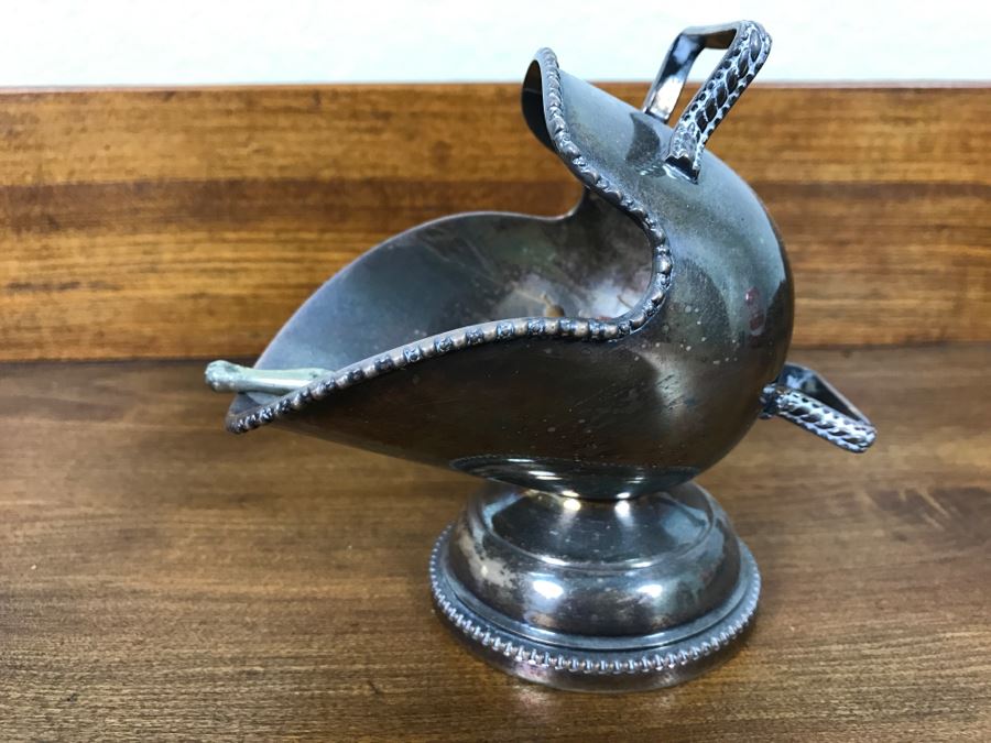 Vintage English Silverplated Footed Open Sugar Scuttle With Scoop [Photo 2]