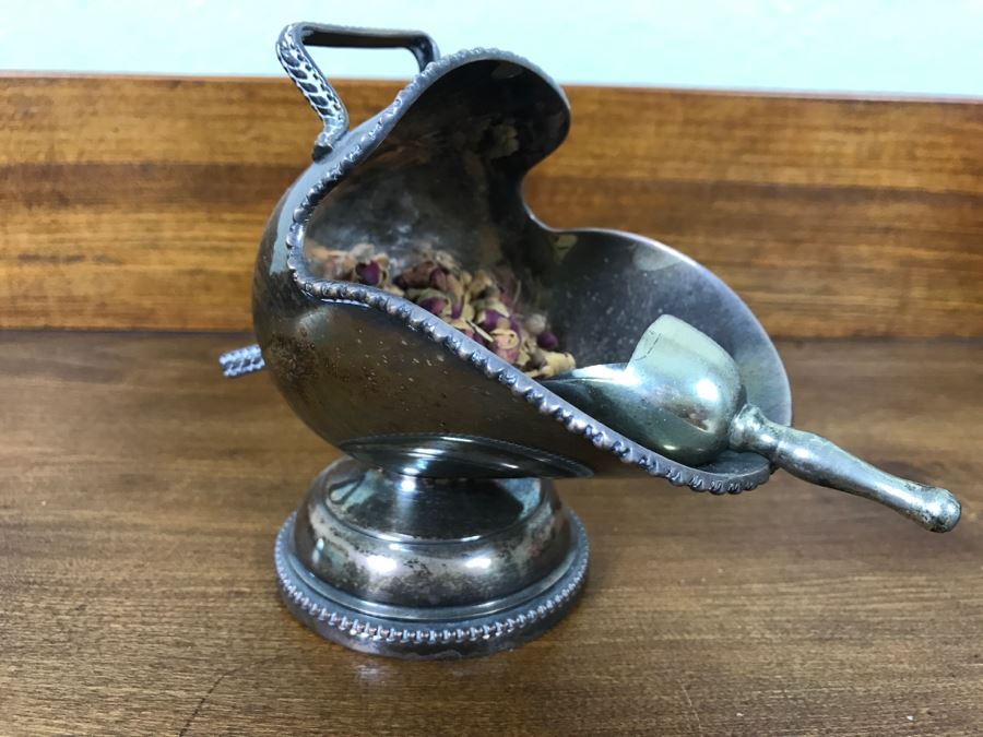 Vintage English Silverplated Footed Open Sugar Scuttle With Scoop [Photo 1]