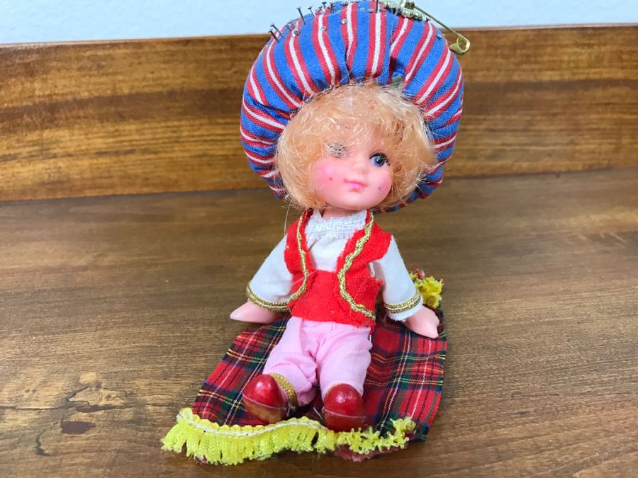 Vintage 1977 Genie Pin Cushion J. S. N. Y. [Photo 4]