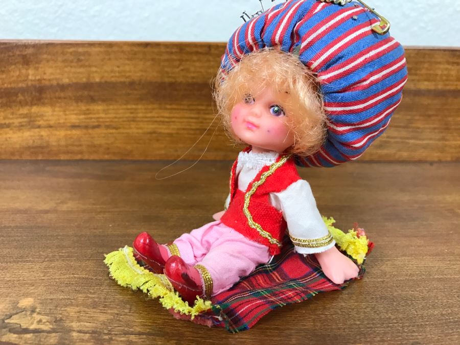 Vintage 1977 Genie Pin Cushion J. S. N. Y. [Photo 3]