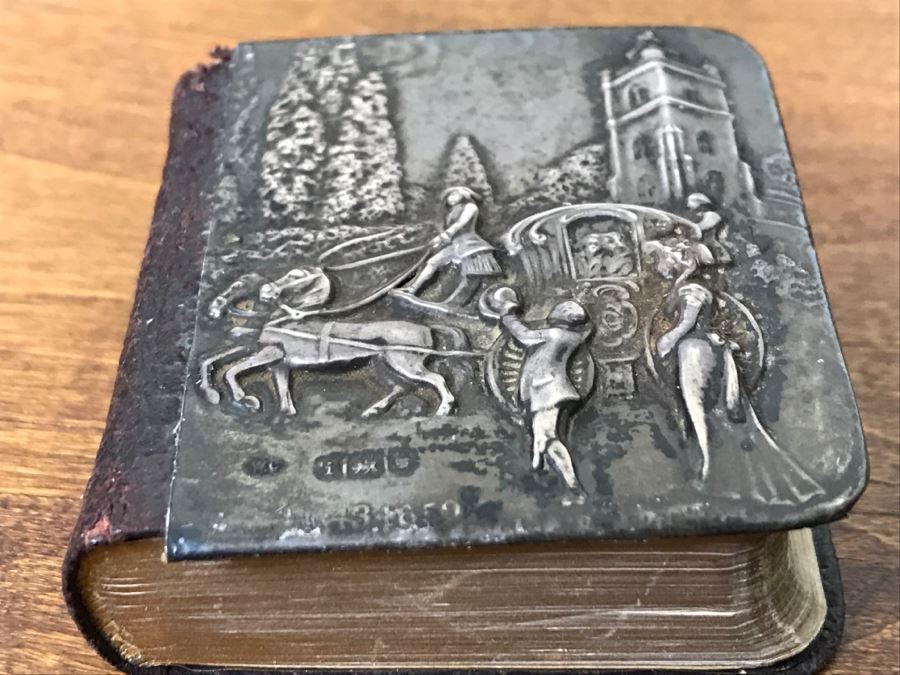 Vintage Miniature Book With Silver Embossed Cover The Book Of Common Prayer The Church Of England Printed By Eyre & Spottiswoode Printers To The King's Most Excellent Majesty London [Photo 3]