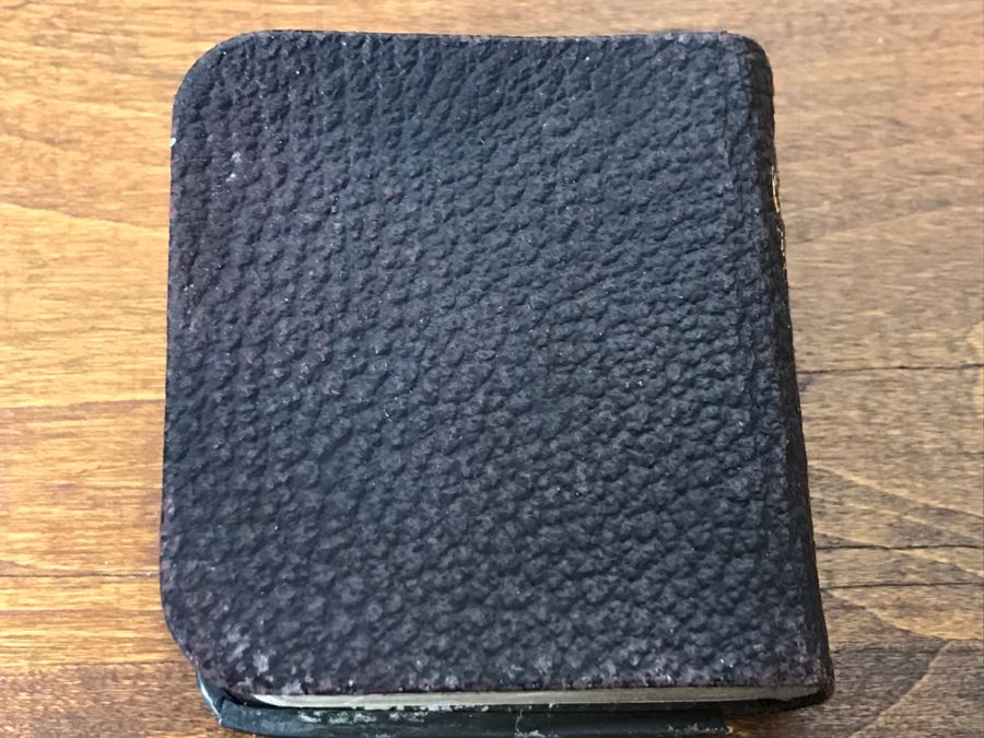 Vintage Miniature Book With Silver Embossed Cover The Book Of Common Prayer The Church Of England Printed By Eyre & Spottiswoode Printers To The King's Most Excellent Majesty London [Photo 25]