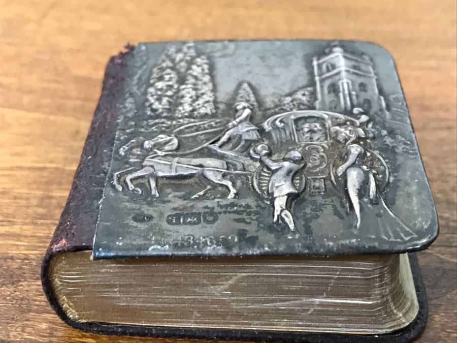 Vintage Miniature Book With Silver Embossed Cover The Book Of Common Prayer The Church Of England Printed By Eyre & Spottiswoode Printers To The King's Most Excellent Majesty London [Photo 13]