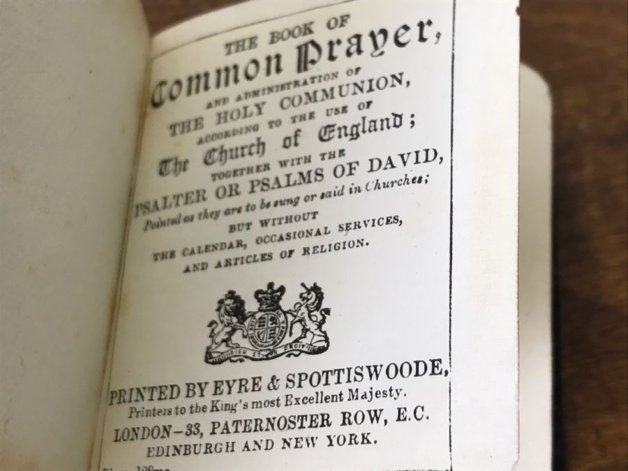Vintage Miniature Book With Silver Embossed Cover The Book Of Common Prayer The Church Of England Printed By Eyre & Spottiswoode Printers To The King's Most Excellent Majesty London [Photo 18]