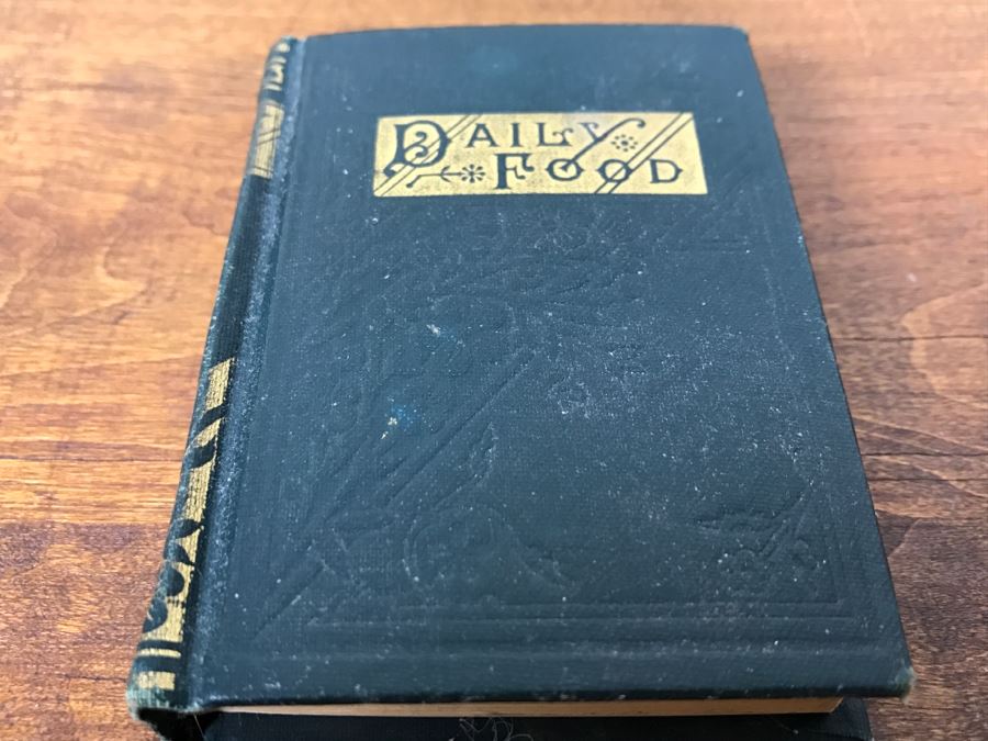 Vintage Miniature Book Daily Food For Christians Thomas Y Crowell & Co [Photo 3]