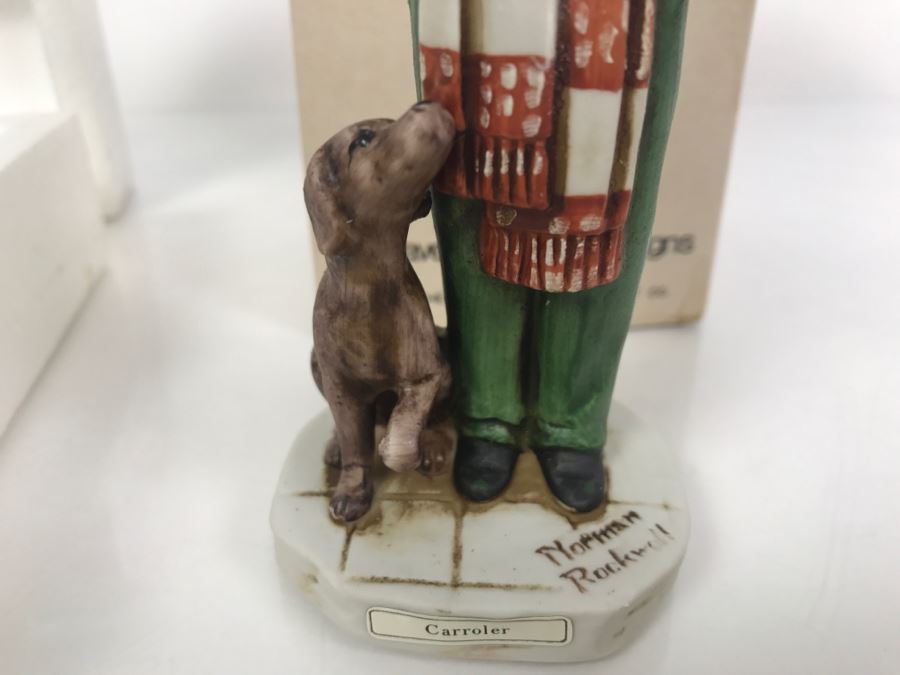 Vintage 1978 Norman Rockwell Figurine The Saturday Evening Post Dave Grossman Designs With Original Box Carroler [Photo 4]