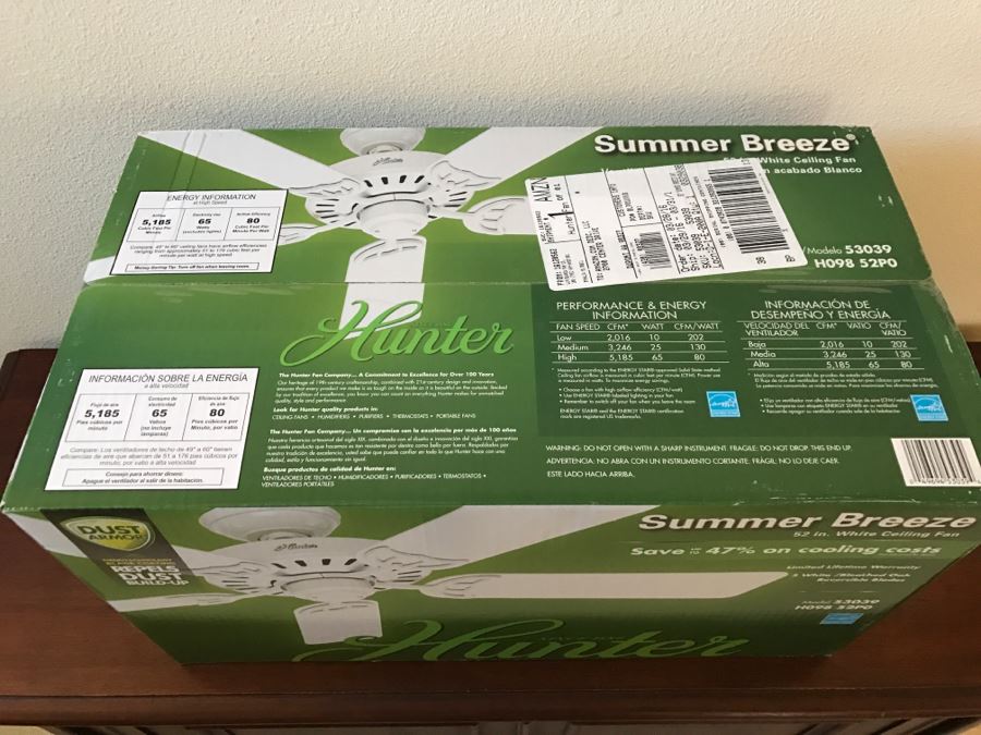 JUST ADDED - New In Box Hunter 52' White Ceiling Fan Summer Breeze Model 53039 [Photo 5]