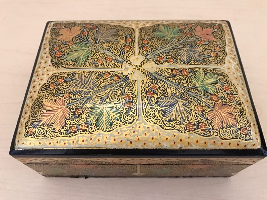JUST ADDED - Hand Painted Trinket Box Kashmir [Photo 2]