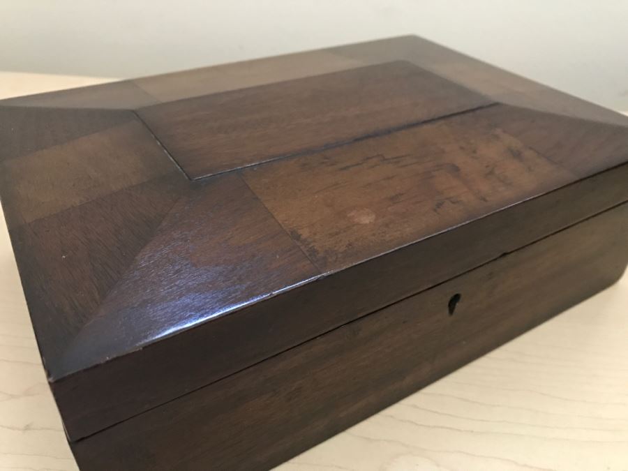 JUST ADDED - Vintage Wooden Box With Lock Missing Skeleton Key [Photo 8]