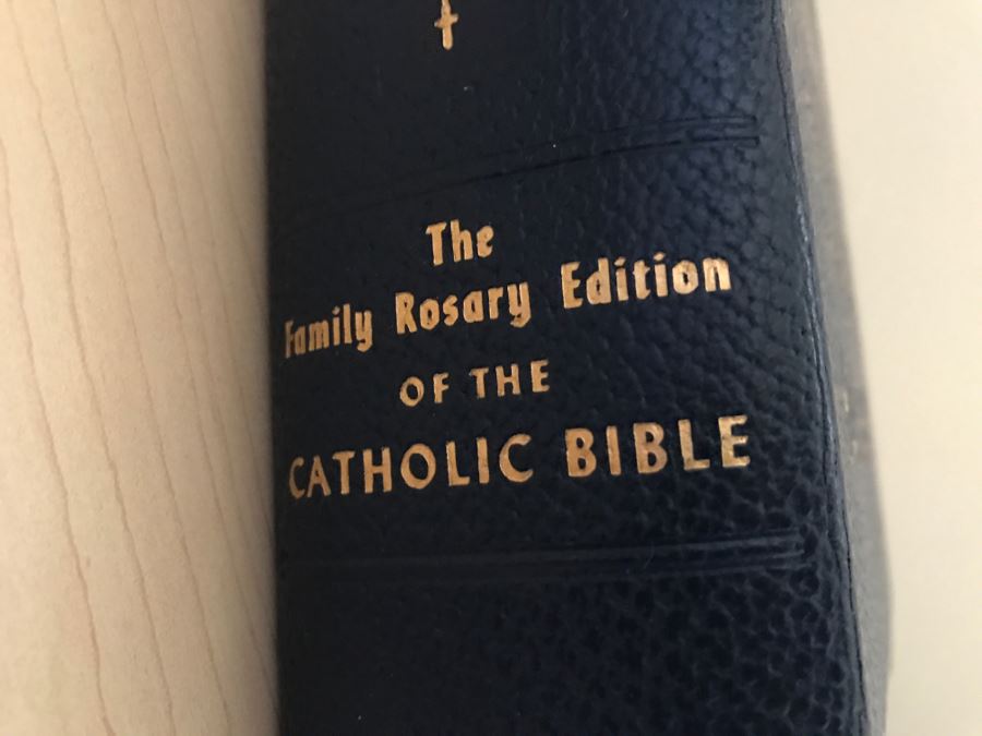 JUST ADDED - Large Holy Bible The Family Rosary Edition [Photo 4]
