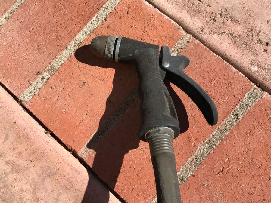 JUST ADDED - Large Hose Pot With Hose [Photo 7]