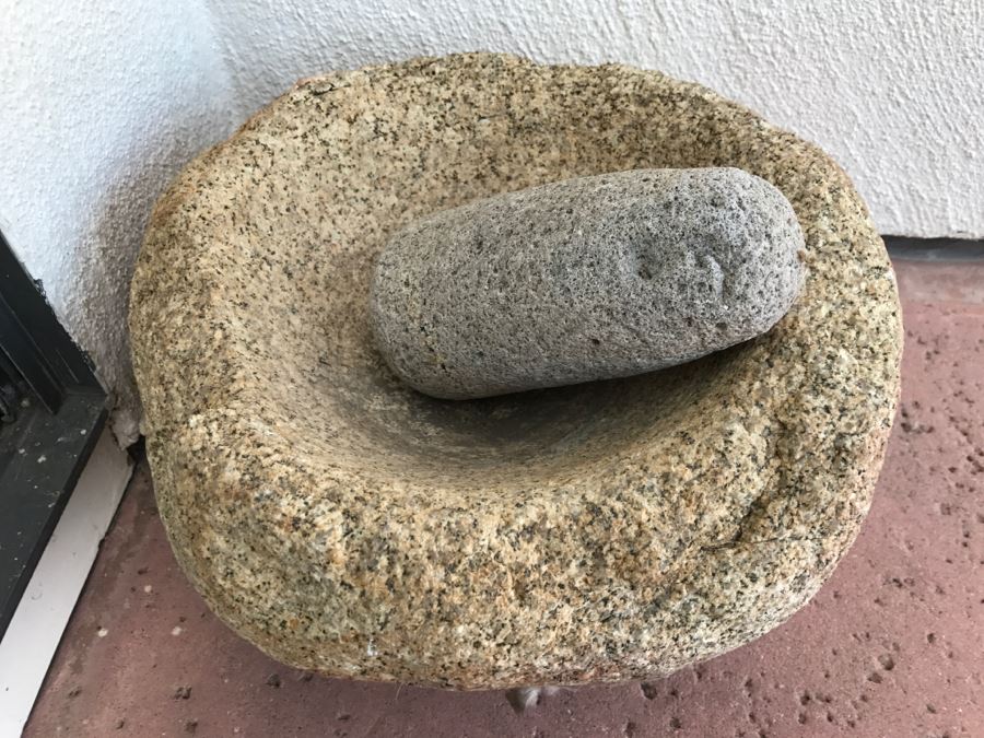 JUST ADDED - Native American Metate And Mano Grinding Stone [Photo 11]
