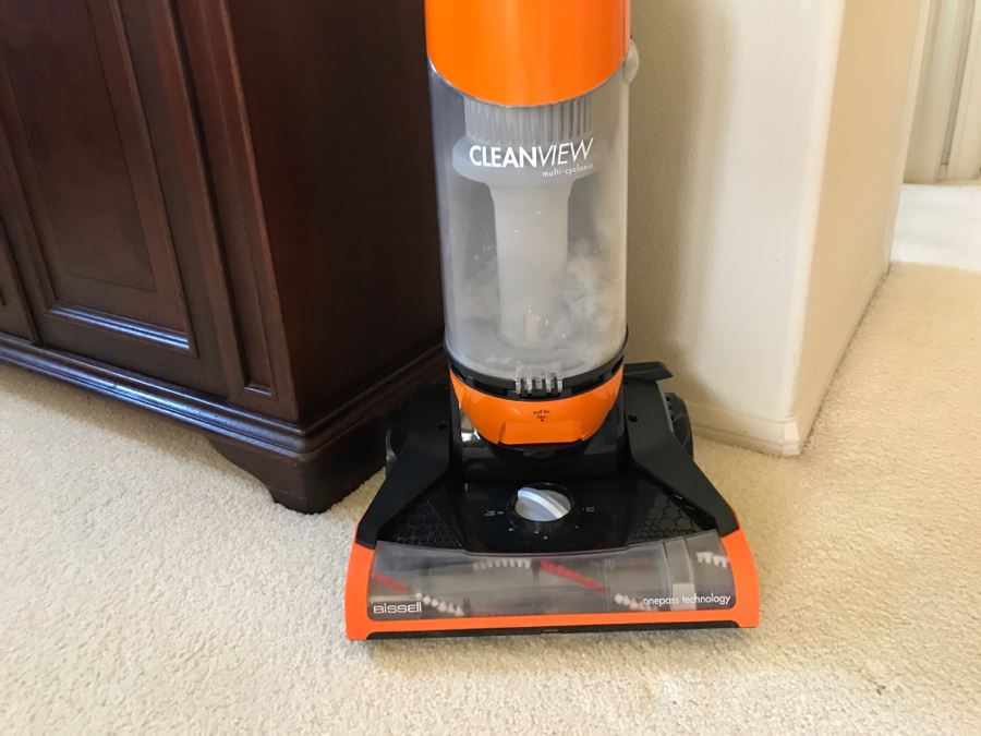 JUST ADDED - Bissell Vacuum Cleaner Model 1330 [Photo 3]