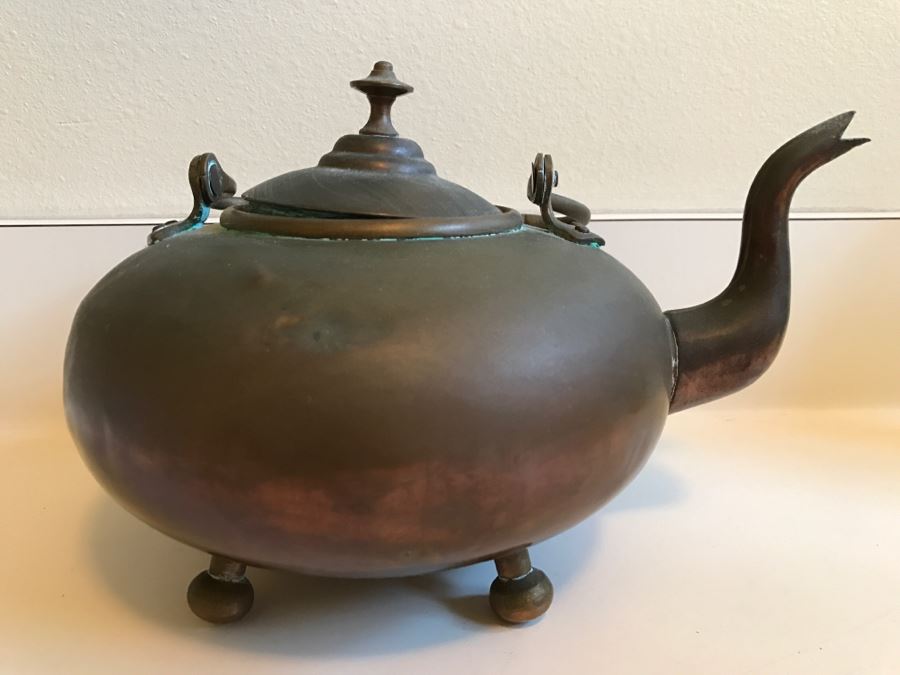 JUST ADDED - Vintage Copper Teapot [Photo 1]