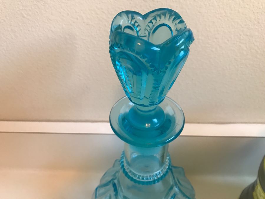 JUST ADDED - Clear Blue Glass Decanter - Stopper Has Slight Chip On Bottom [Photo 5]
