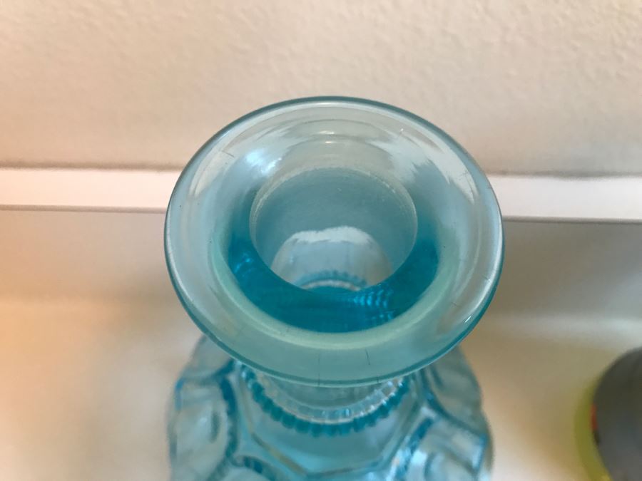 JUST ADDED - Clear Blue Glass Decanter - Stopper Has Slight Chip On Bottom [Photo 6]