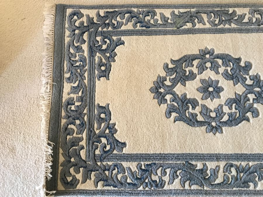 JUST ADDED - Vintage Blue And White Wool Knotted Rug Apx 6' Long [Photo 3]