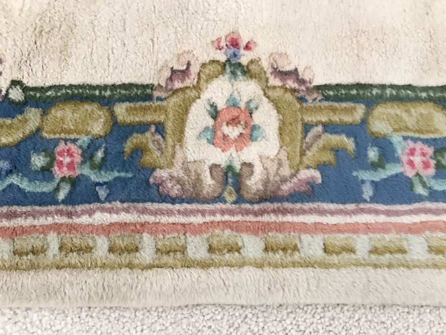 JUST ADDED - Vintage Wool Rug Apx. 6' Long [Photo 5]