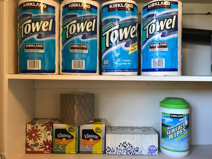 JUST ADDED - New Paper Towel And Kleenex Lot