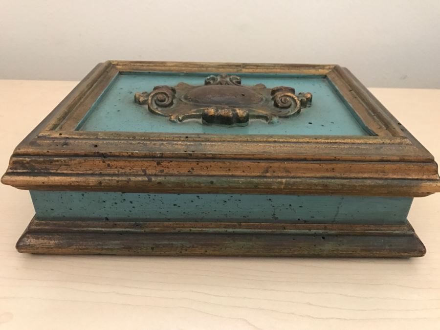 JUST ADDED - Vintage Wooden Box [Photo 1]